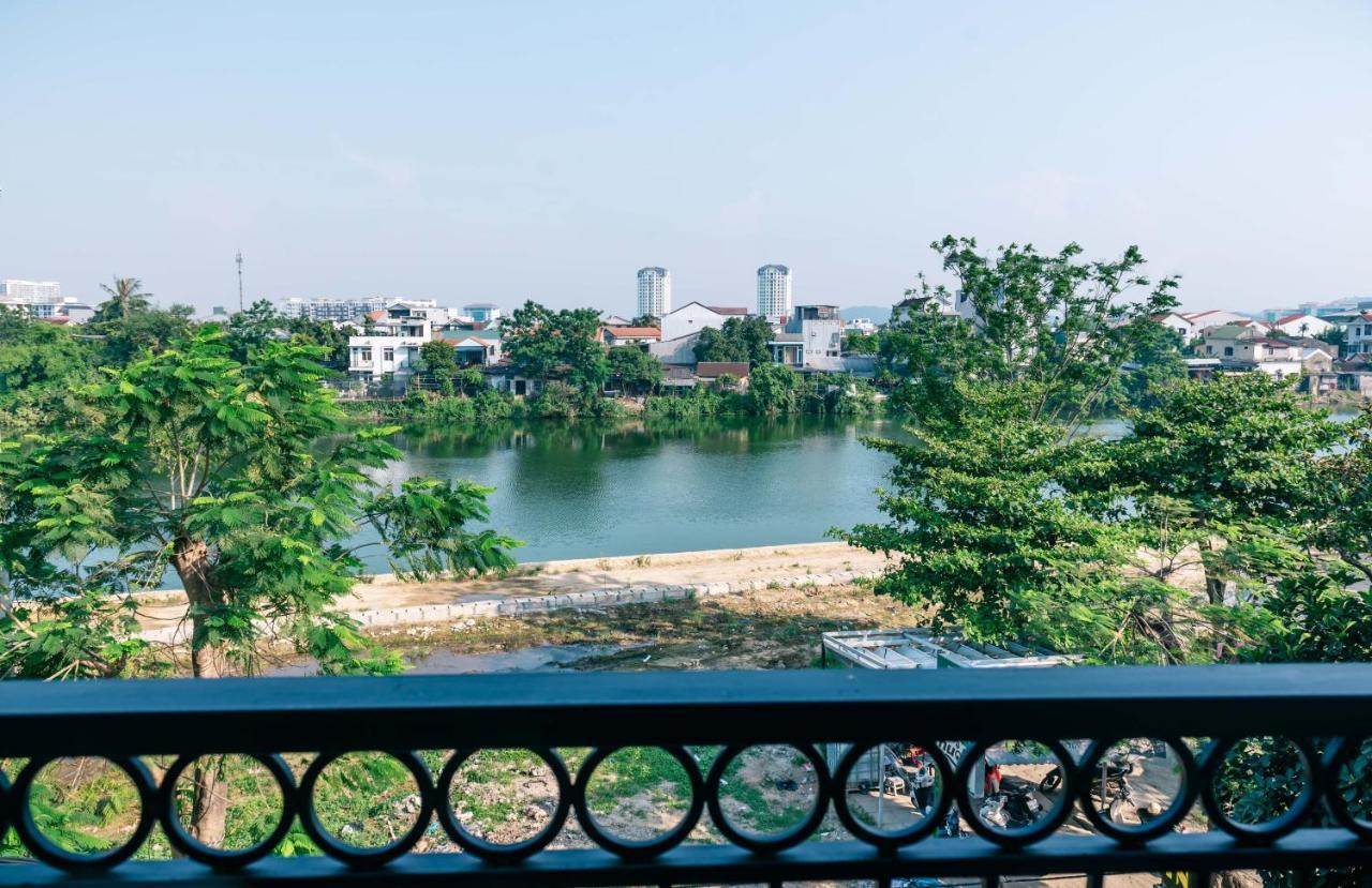 Orchid Riverside Villa フエ エクステリア 写真